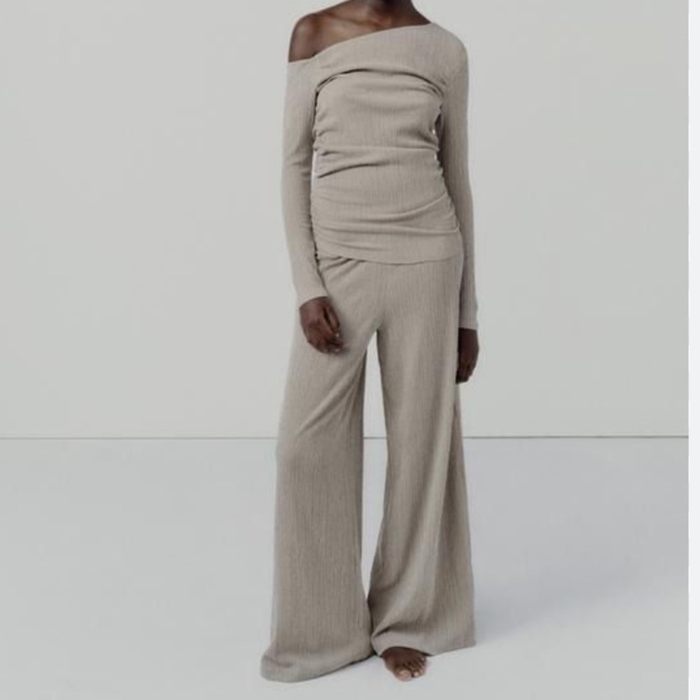 Zara Women's textured asymmetric set. Top size M pants size S